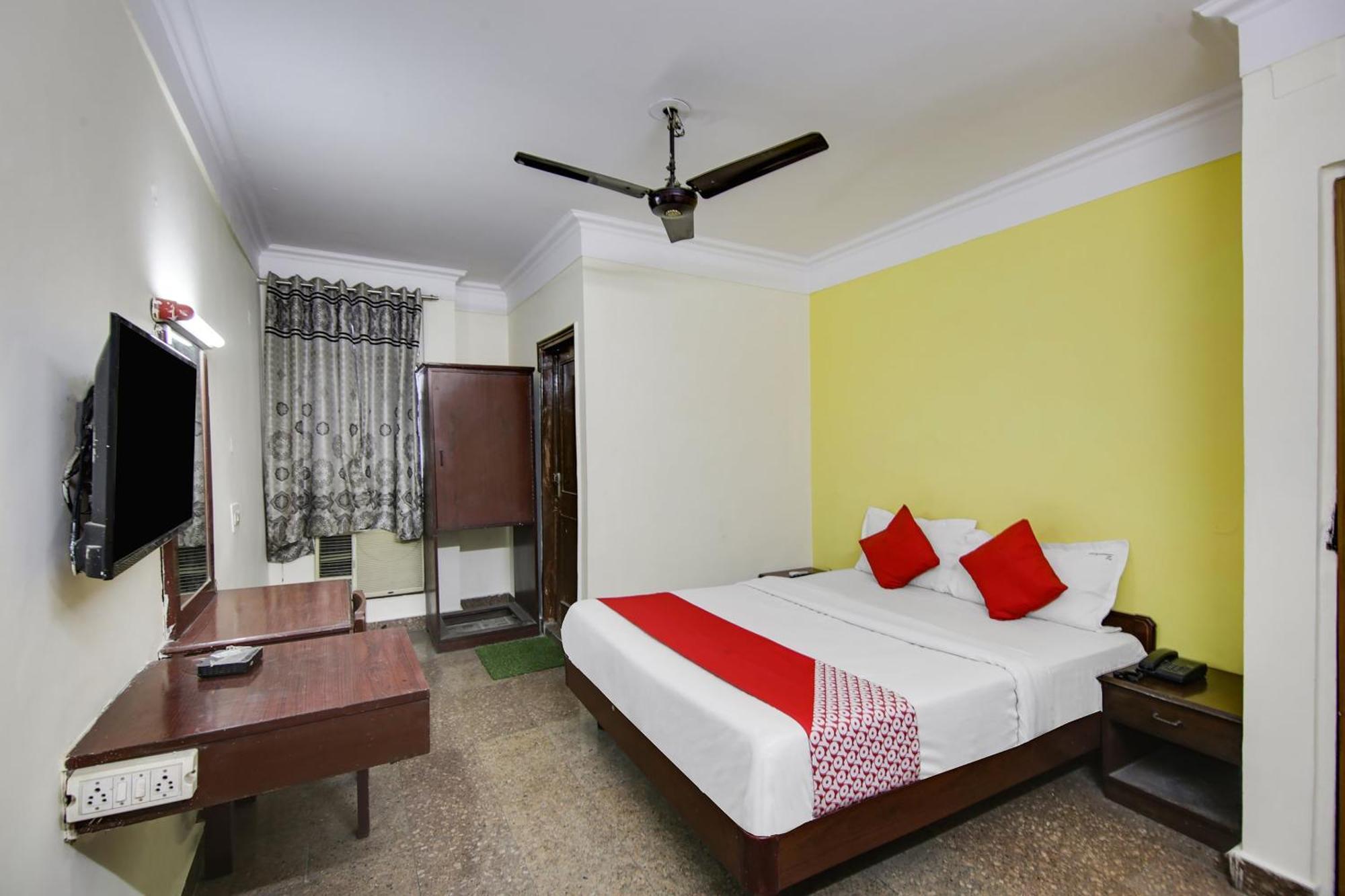 דלהי Hotel O Sunshine Palace מראה חיצוני תמונה